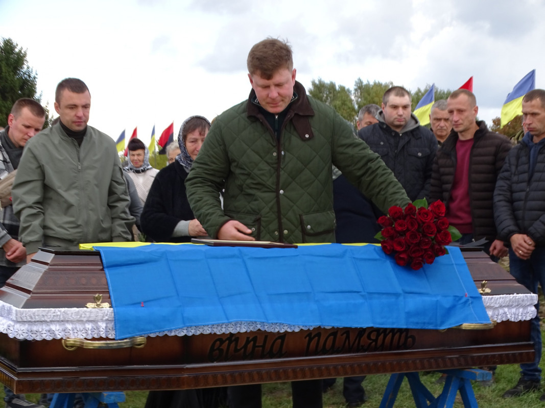 Загибель підтвердила ДНК-експертиза: на Волині попрощались з Героєм Михайлом Ткачуком
