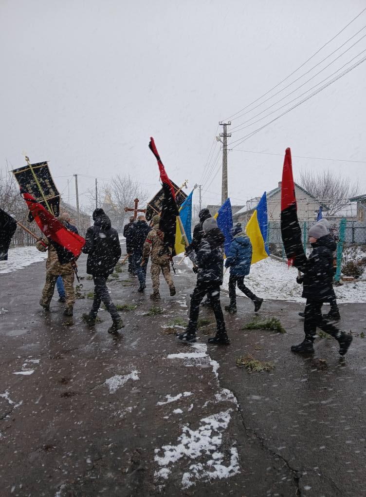 Серце зупинилося на Донеччині: волиняни провели в останню дорогу Героя Володимира Баглая