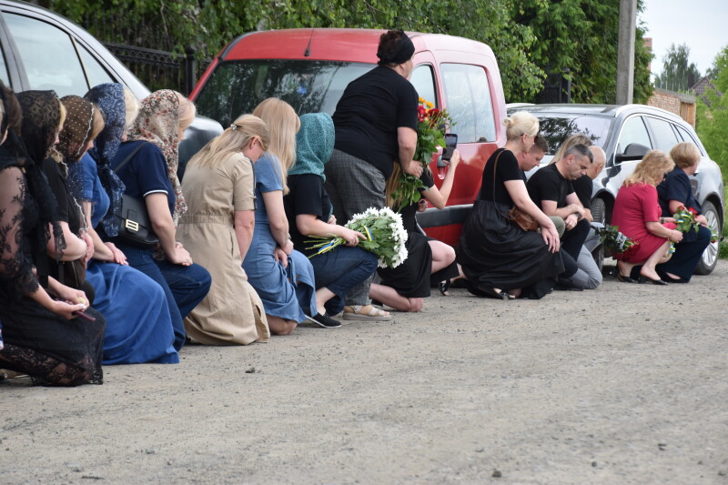 Біля Луцька попрощалися з правоохоронцем Віктором Масюком