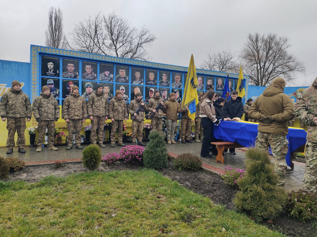 В останню дорогу з Молитвою українського націоналіста: волиняни попрощалися з Ярославом Садом