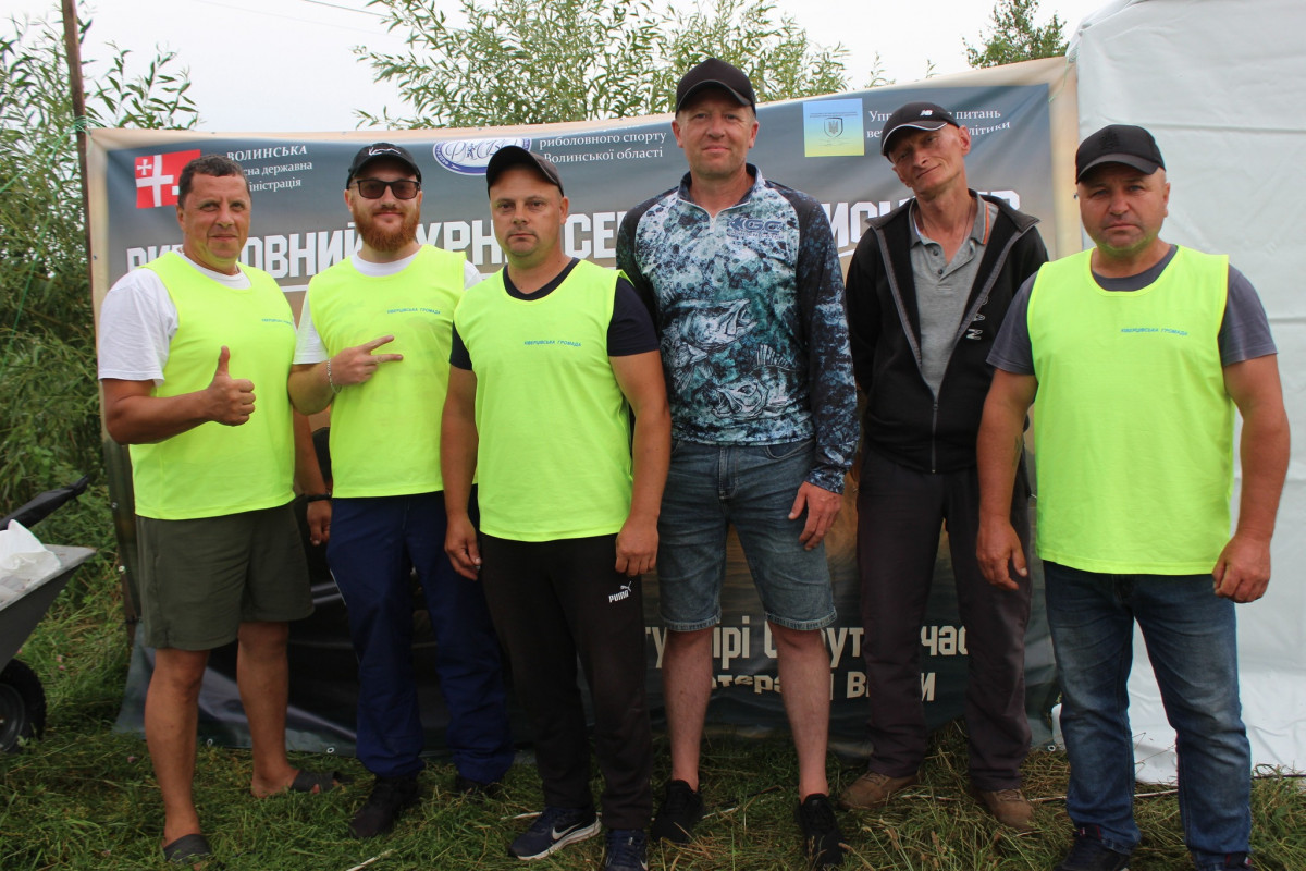 Змагання для захисників: ветерани Луцького району рибалили на турнірі