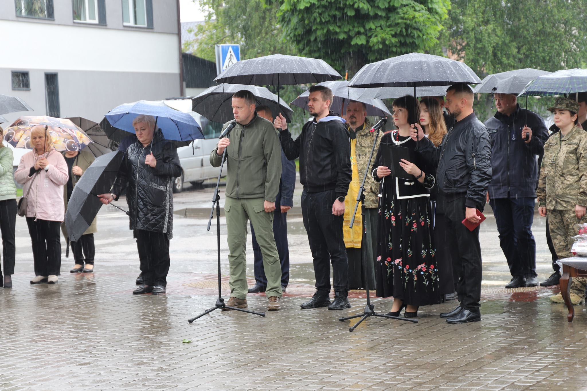 На Волині рідним полеглих Героїв та військовослужбовцям вручили високі державні нагороди