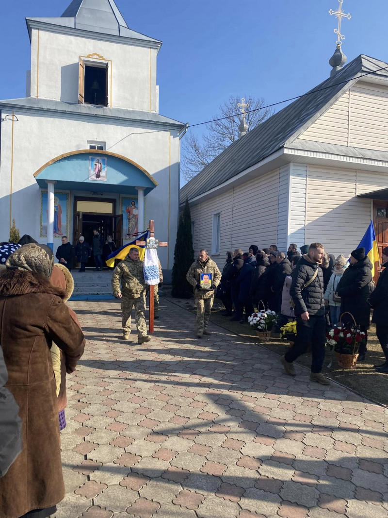 Йому навіки 36 років: попрощалися із уродженцем Луцького району Юрієм Кулішем, який загинув на Донеччині