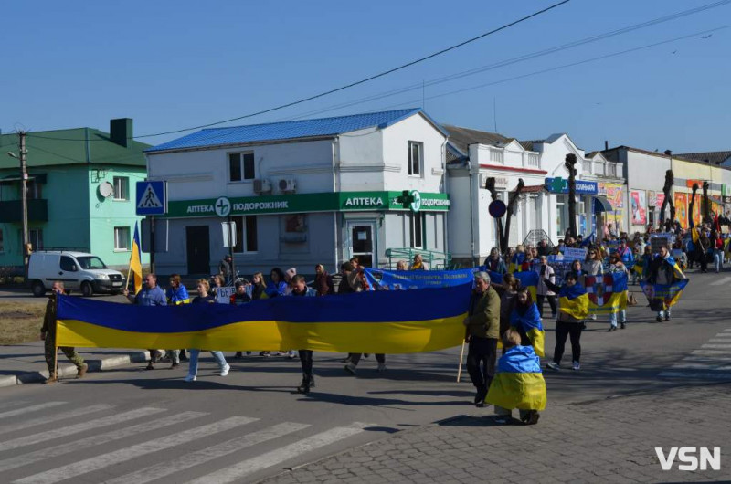 Забути – значить зрадити: у місті на Волині вперше провели мирну ходу на підтримку військовополонених і зниклих безвісти