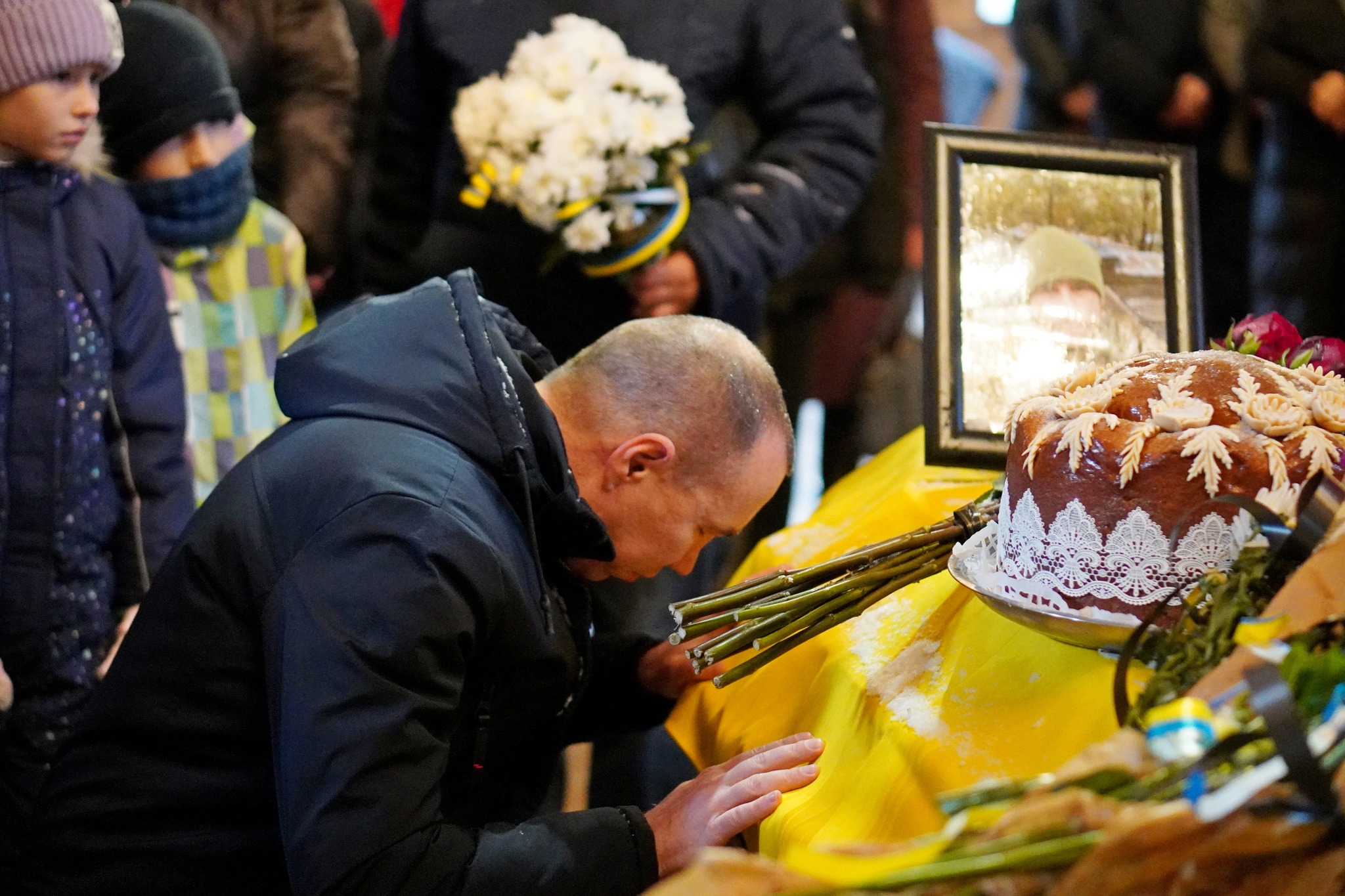 Назавжди молоді: на Волині провели в останню путь Героїв Валерія Сілаєва та Олександра Семенюка