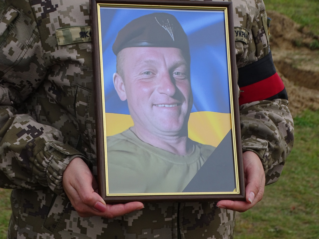 Загинув у бою у Покровському районі: на Волині провели в останню путь Героя Юрія Патія