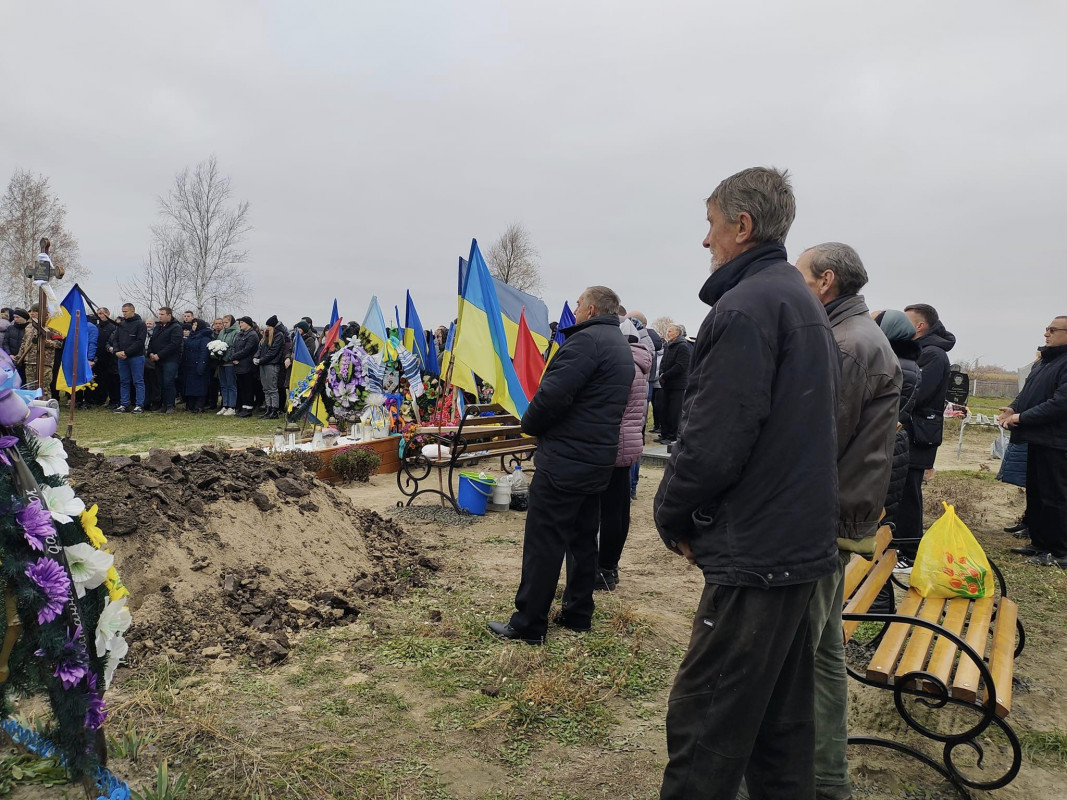 Заручився з коханою за кілька місяців до загибелі: на Волині попрощалися із 25-річним Героєм Андрієм Федоруком