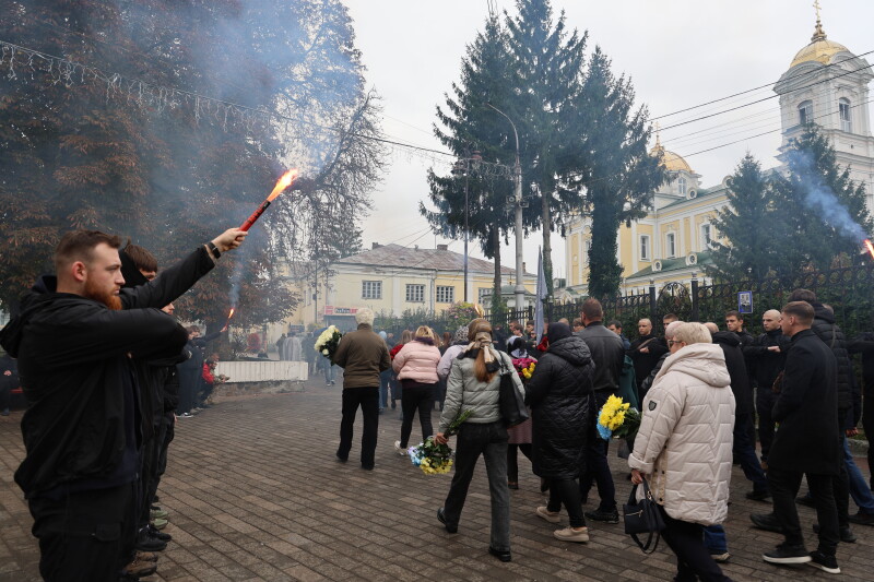 Загинув у вересні минулого року: у Луцьку попрощались з Героєм Дмитром Загурним