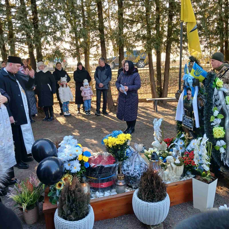 На Волині відкрили меморіальну дошку загиблому воїну Ігорю Панасюку