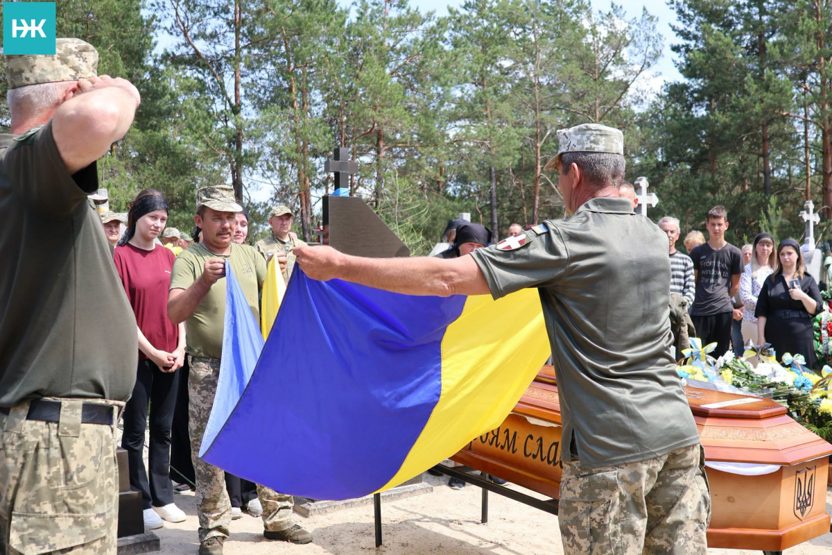 Загинув понад рік тому: на Волині поховали Героя Василя Душенка