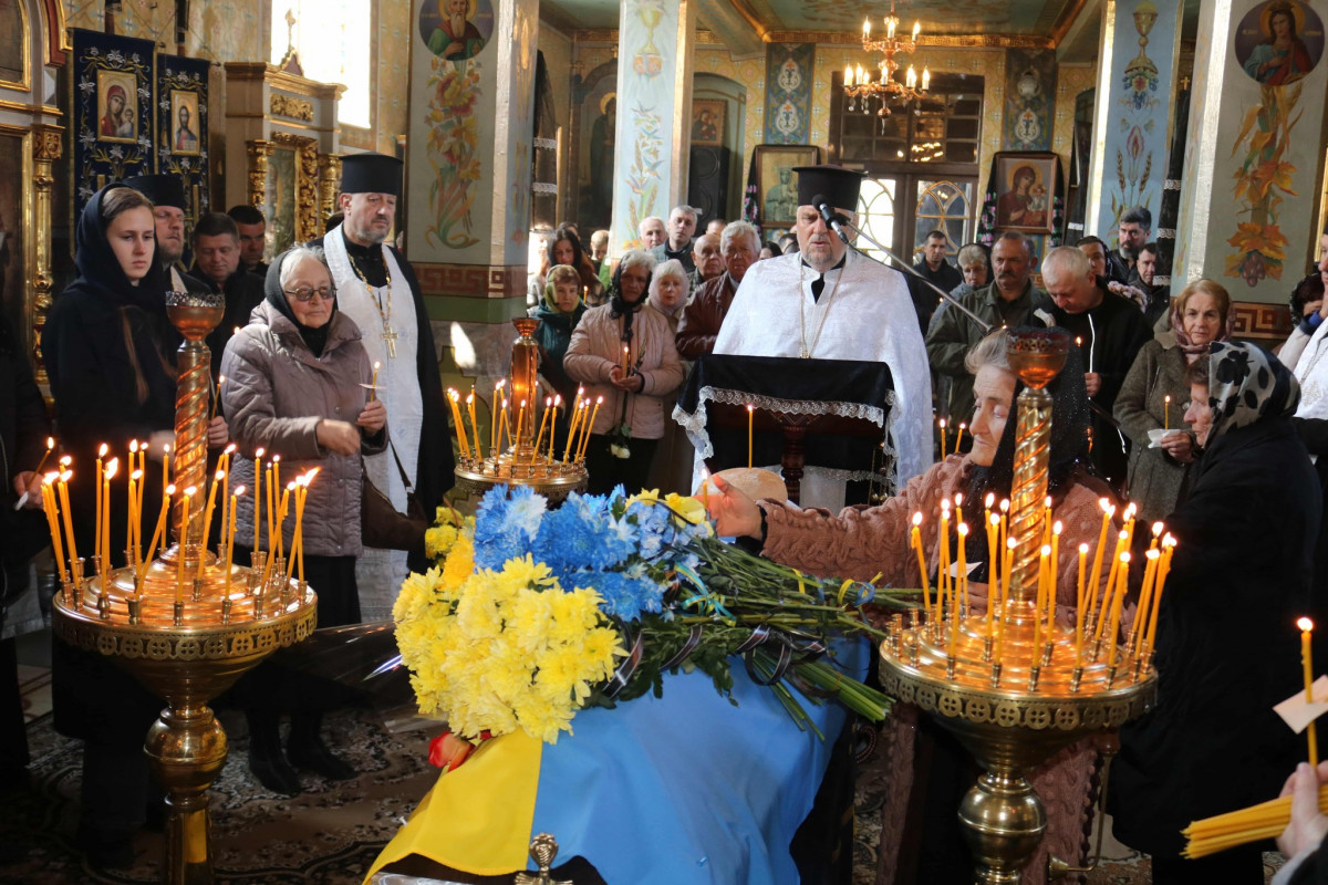 Життя присвятив порятунку інших: на Волині провели в останню дорогу воїна Олександра Батуру