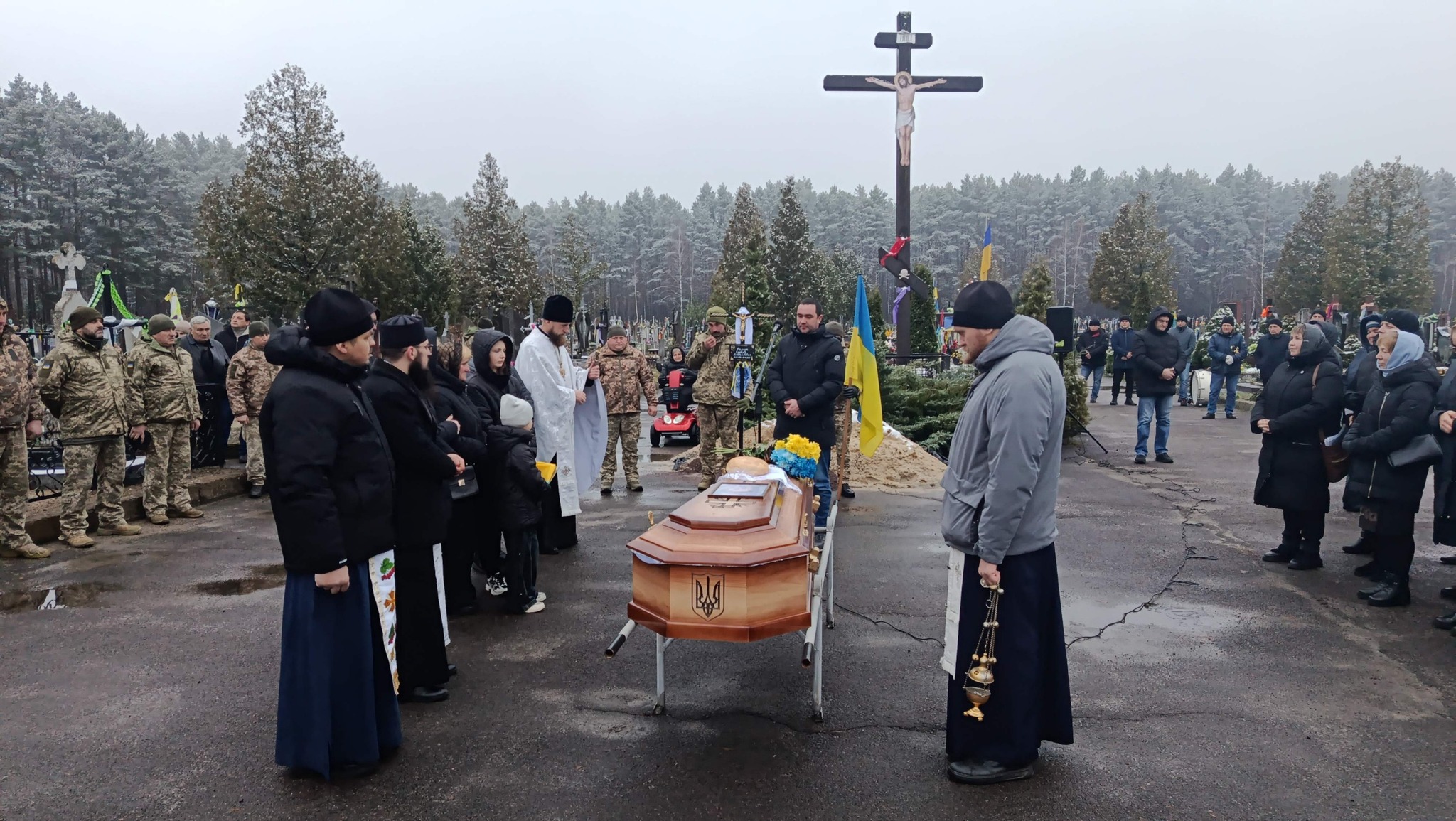 Трагічно загинув у ДТП: на Волині попрощалися із 32-річним захисником Едуардом Радчуком