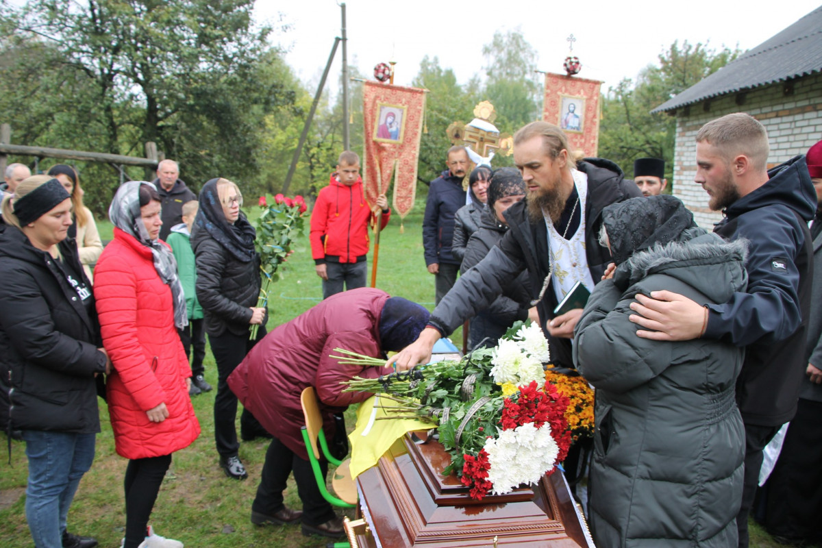 Загинув у полоні: волиняни провели до місця вічного спочинку воїна Ярослава Гарбара