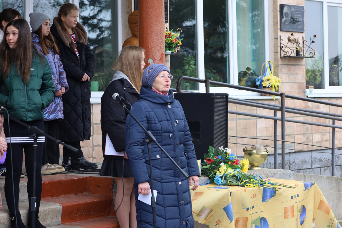 На Волині відкрили меморіальну дошку загиблому Герою Олександру Оленичу