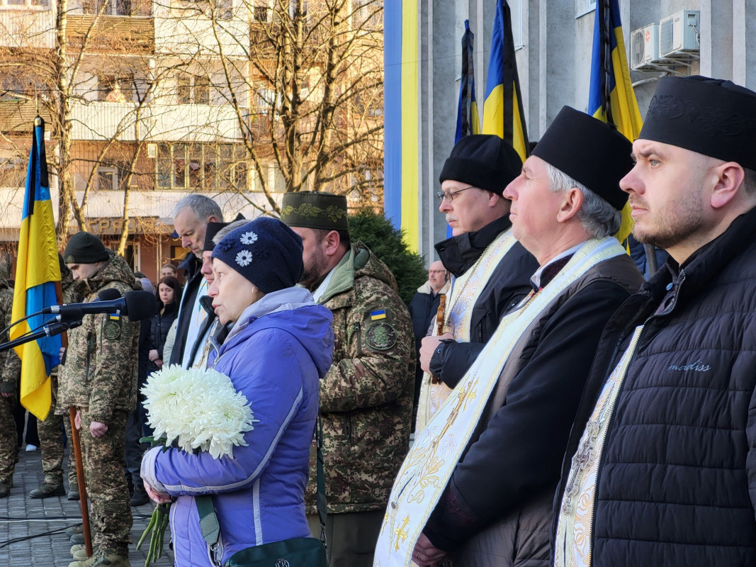 Мріяв про освідчення коханій, будував плани на майбутнє: на Волині поховали молодого Героя Станіслава Вакуліча