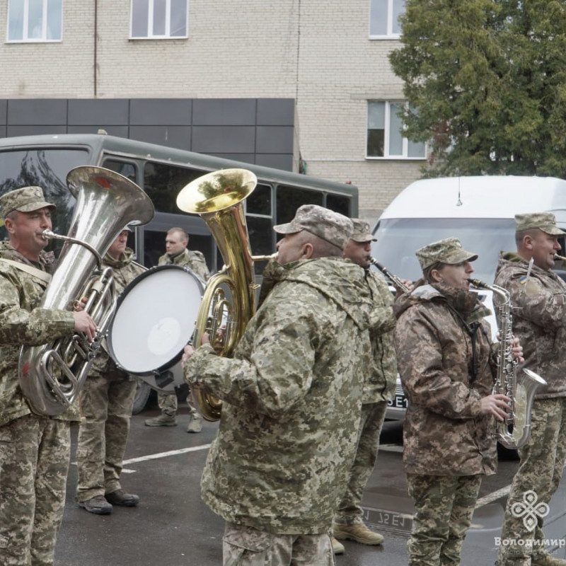 Тричі приходив до військкомату та просився на службу: на Волині поховали 31-річного Героя Віталія Кузмяка