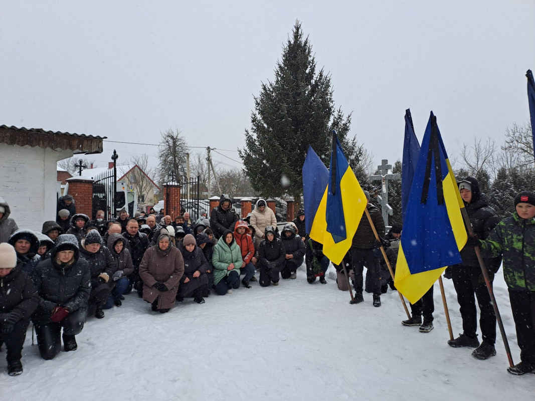 «Придбав шість авто і Starlink для фронту»: на Волині попрощалися із загиблим Героєм Олександром Нагалюком