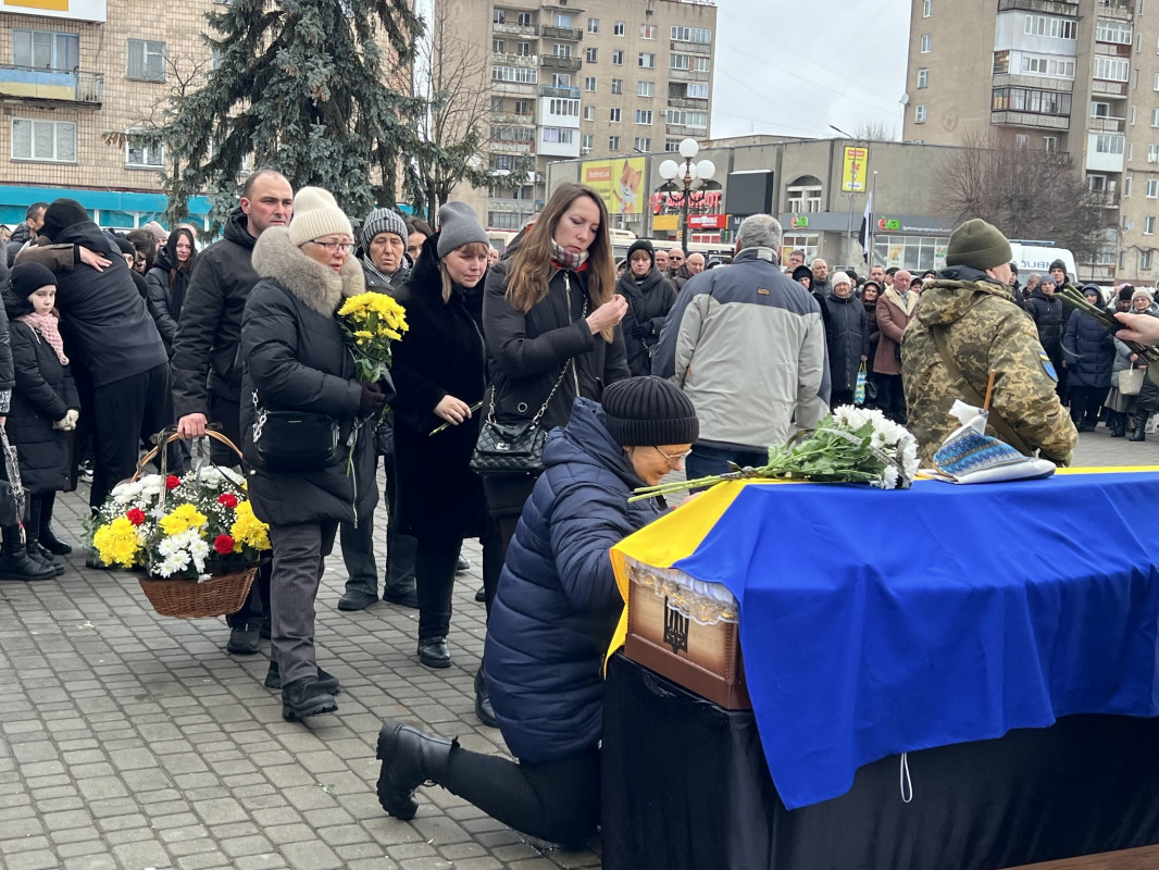 Загинув у день свого народження: на Волині попрощалися із 55-річним Героєм Сергієм Томашевичем