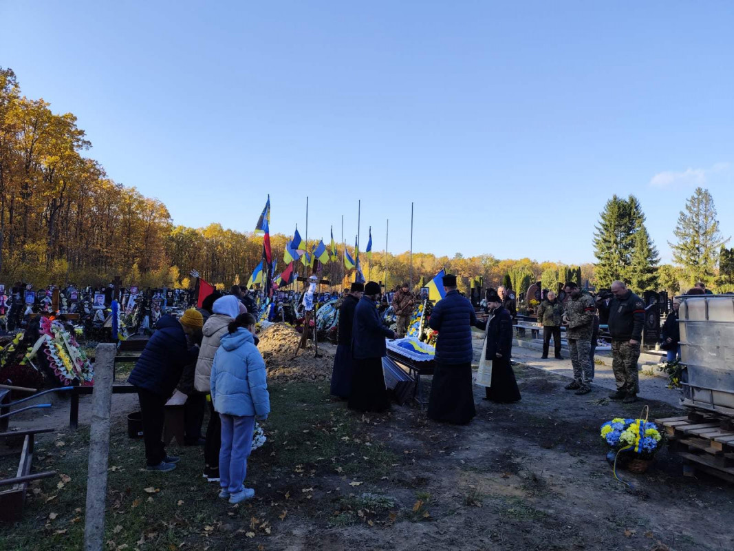 Призвали на службу у липні: волиняни провели в останню дорогу загиблого 27-річного Героя Олександра Пшикова