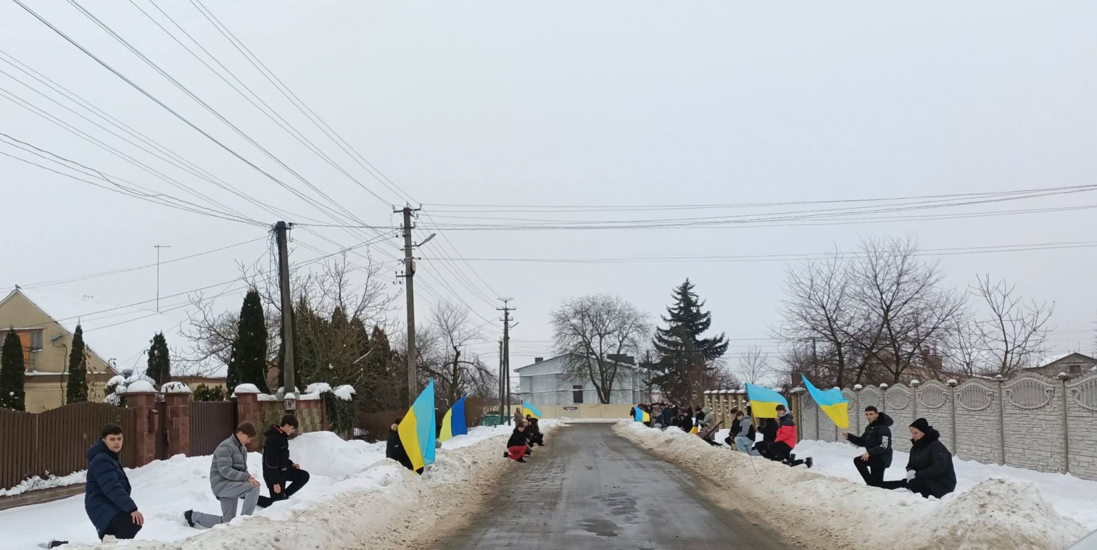 Серце зупинилося під час лікування: на Волині попрощалися з молодим військовослужбовцем Денисом Деркачем