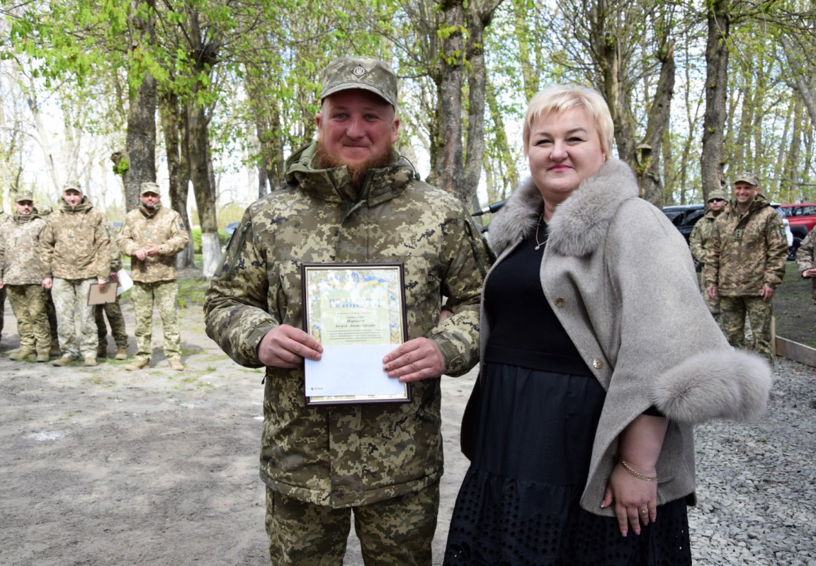 На Волині прикордонникам бойового підрозділу вручили нагороди та відкрили меморіал загиблим бійцям