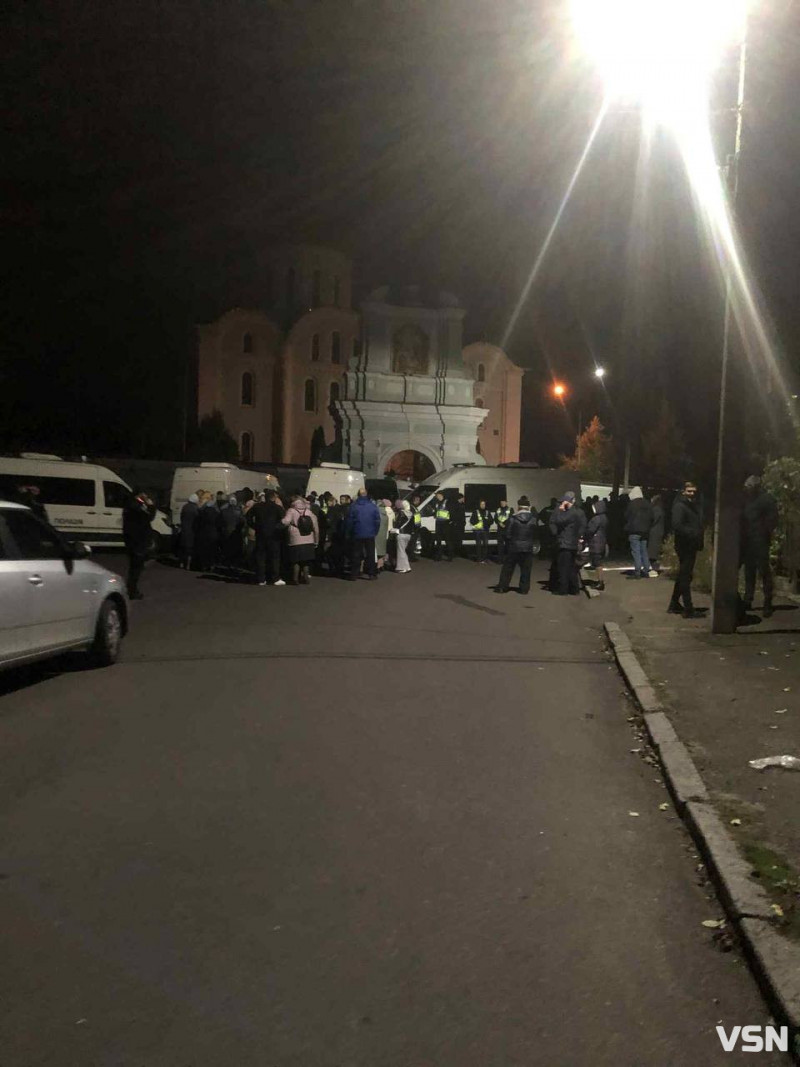 В кімнаті владики знайшли ікону російського святого: на Волині з Успенського Собору виселяють московський патріархат
