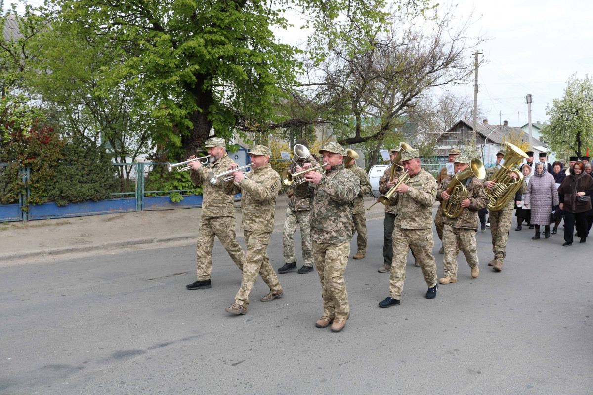 На Волині попрощалися із захисником Миколою Гундеричем