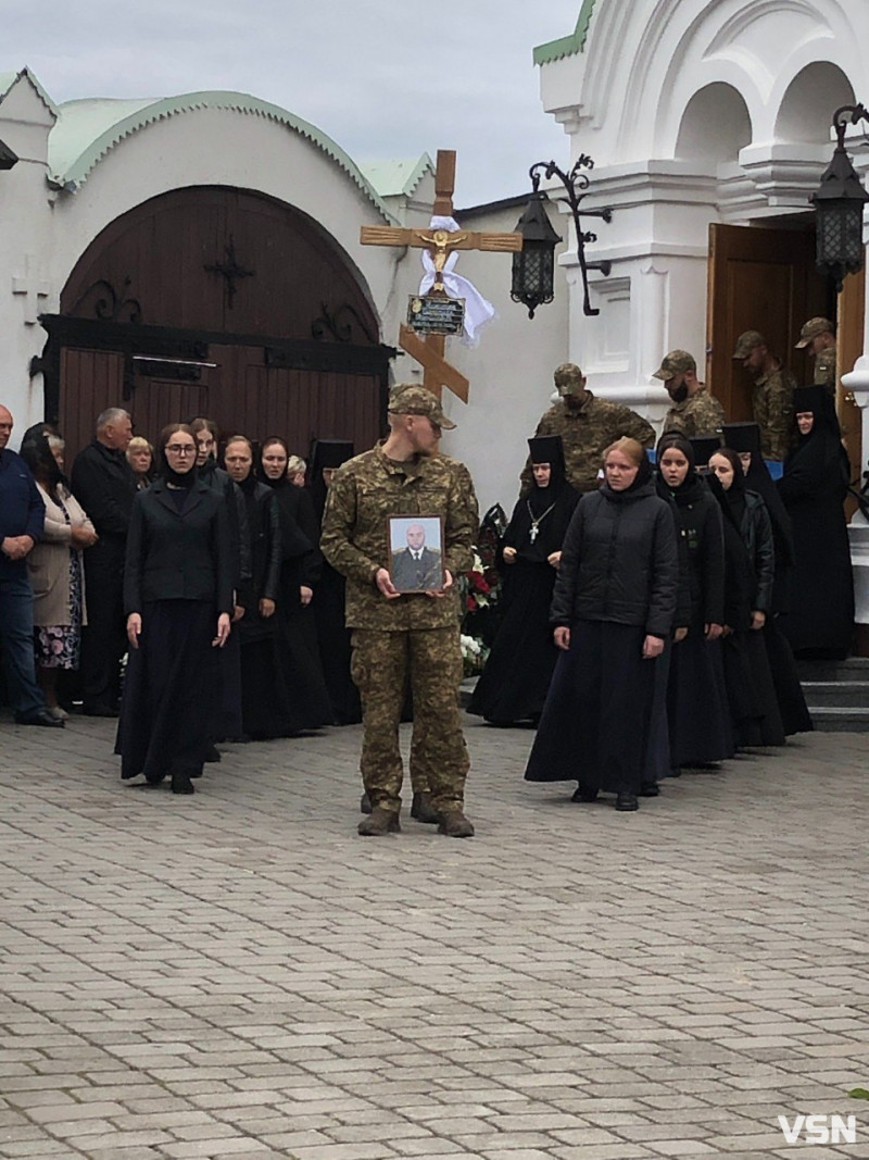 Разом із ним загинули ще двоє полковників: у Зимненському монастирі відспівали офіцера Олександра Никитюка