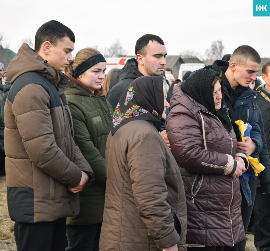 Без підтримки залишилися матір та брат: у селі на Волині поховали молодого Героя Богдана Абрамовича