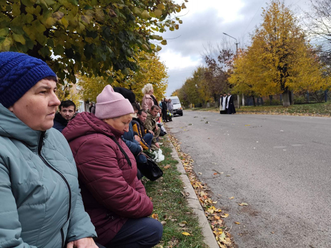 Призвали на службу у липні: волиняни провели в останню дорогу загиблого 27-річного Героя Олександра Пшикова