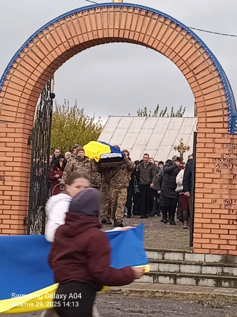 На Волині попрощалися із захисником Іваном Воронюком, який тривалий час вважався зниклим безвісти