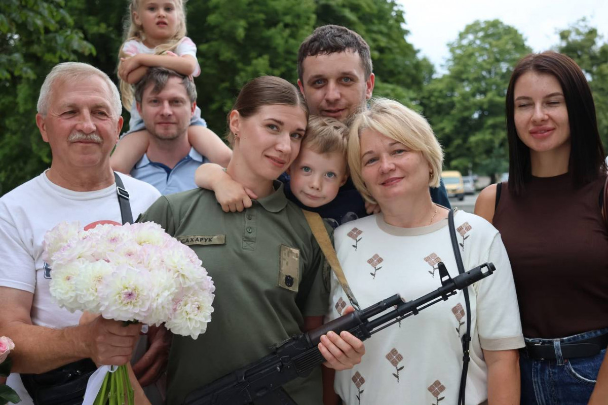 Служити Україні: курсанти волинського вишу склали військову присягу