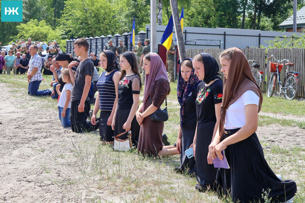 Загинув понад рік тому: на Волині поховали Героя Василя Душенка