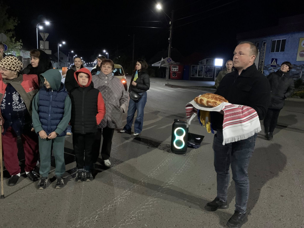 Після довгих місяців полону додому на Волинь повернувся захисник Василь Кулачук