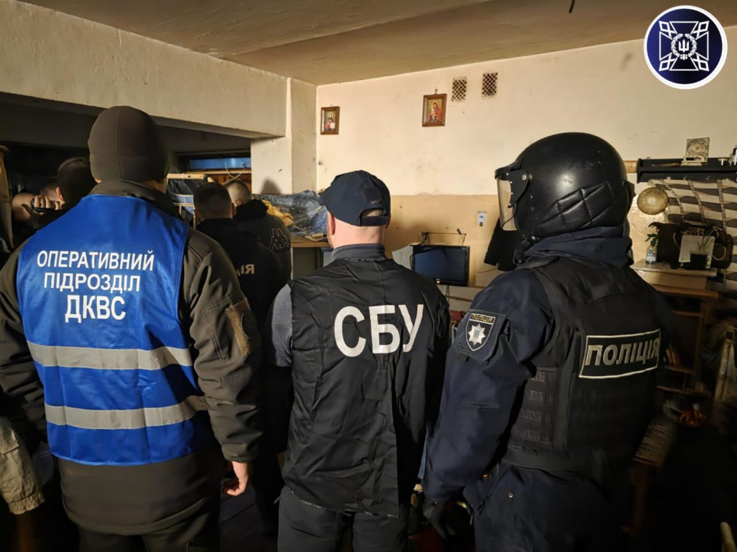 У колонії на Волині провели обшуки