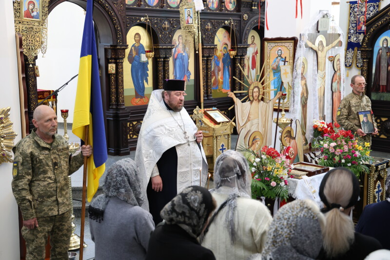 Загинув на Великдень. У Луцьку попрощалися з Героєм Олександром Кущем
