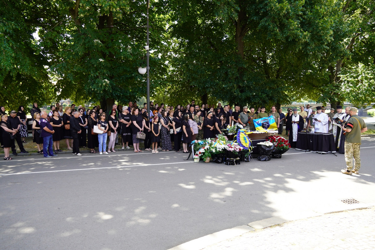 Медикам не вдалося врятувати його життя: попрощалися з Героєм з Волині Сергієм Гвоздецьким