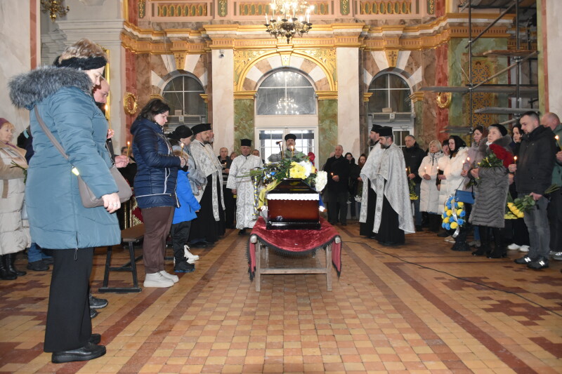 Назавжди 28: у Луцьку попрощалися з Героєм Антоном Єгоровим
