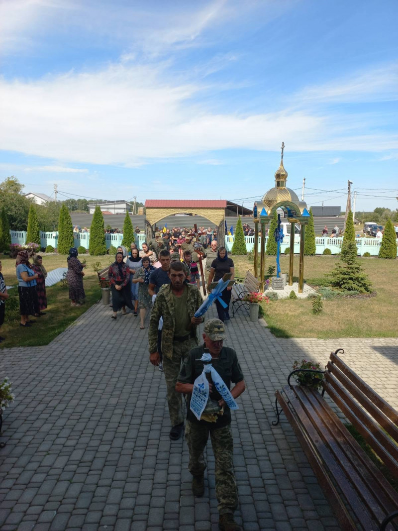 Майже дев’ять місяців чекали звістки: на Волині попрощалися із загиблим воїном Іваном Михалевичем