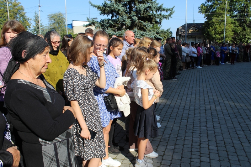 У Шацьку встановили банери з портретами полеглих захисників