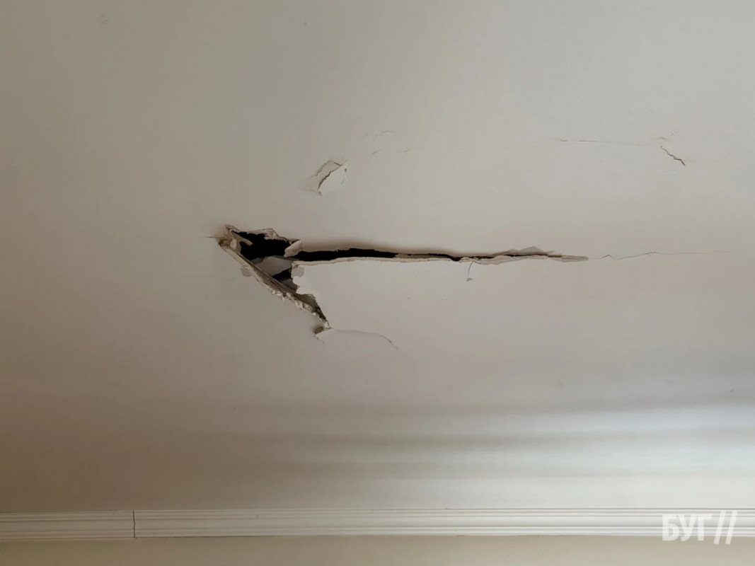 Порожні зали, сміття і зірване майно: що залишила УПЦ МП в Успенському соборі у Володимирі. Фото