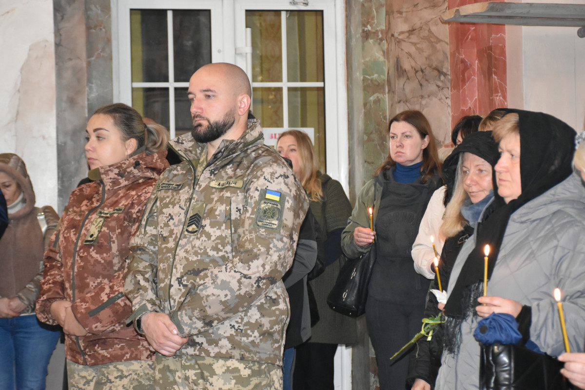 У Луцьку попрощалися з полеглим на фронті Героєм Ігорем Охремчуком