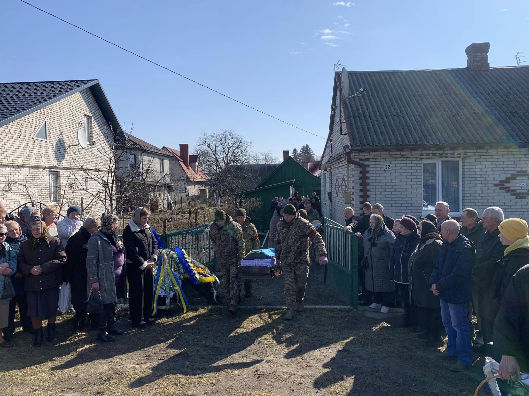 Загинув майже пів року тому: у громаді на Волині провели в останню дорогу Героя Андрія Демчука