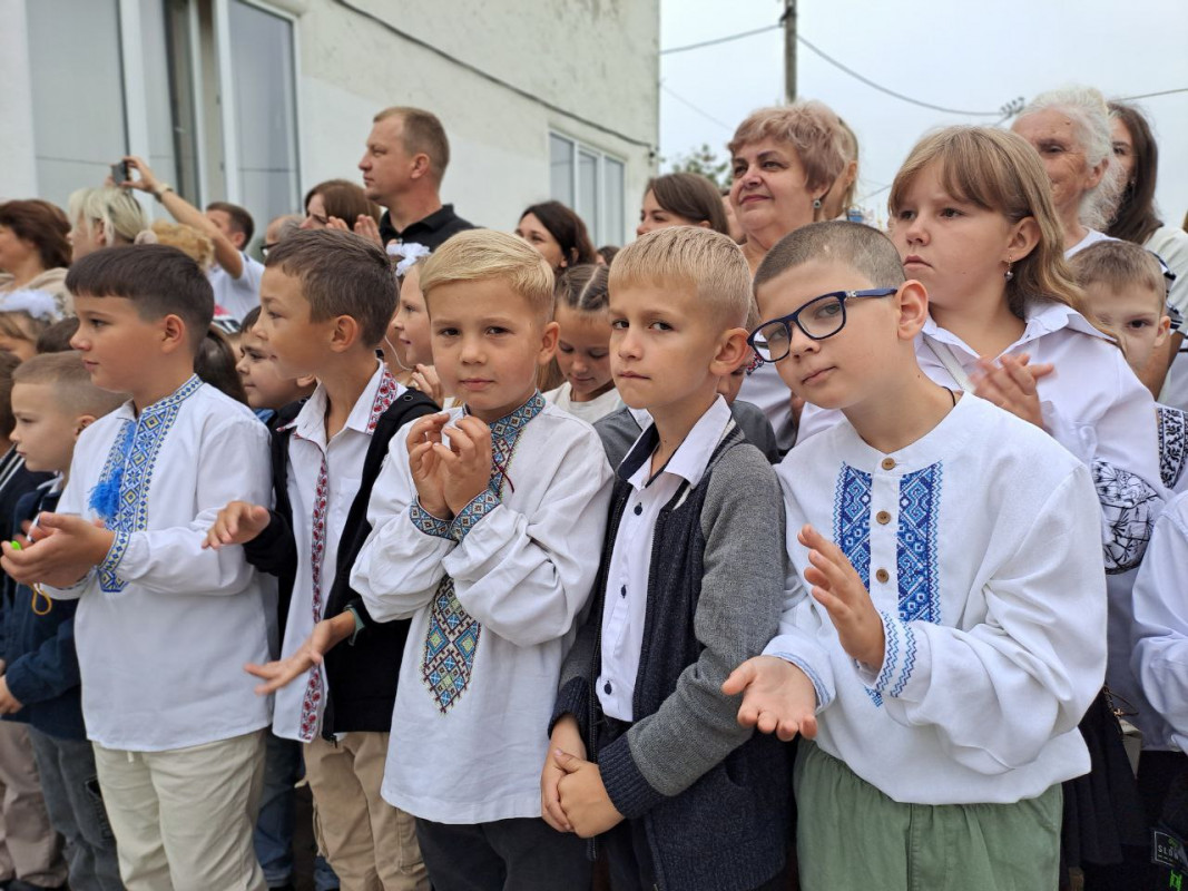 Замість квітів – донат на підтримку ЗСУ: як у Ковельській громаді відзначили День знань
