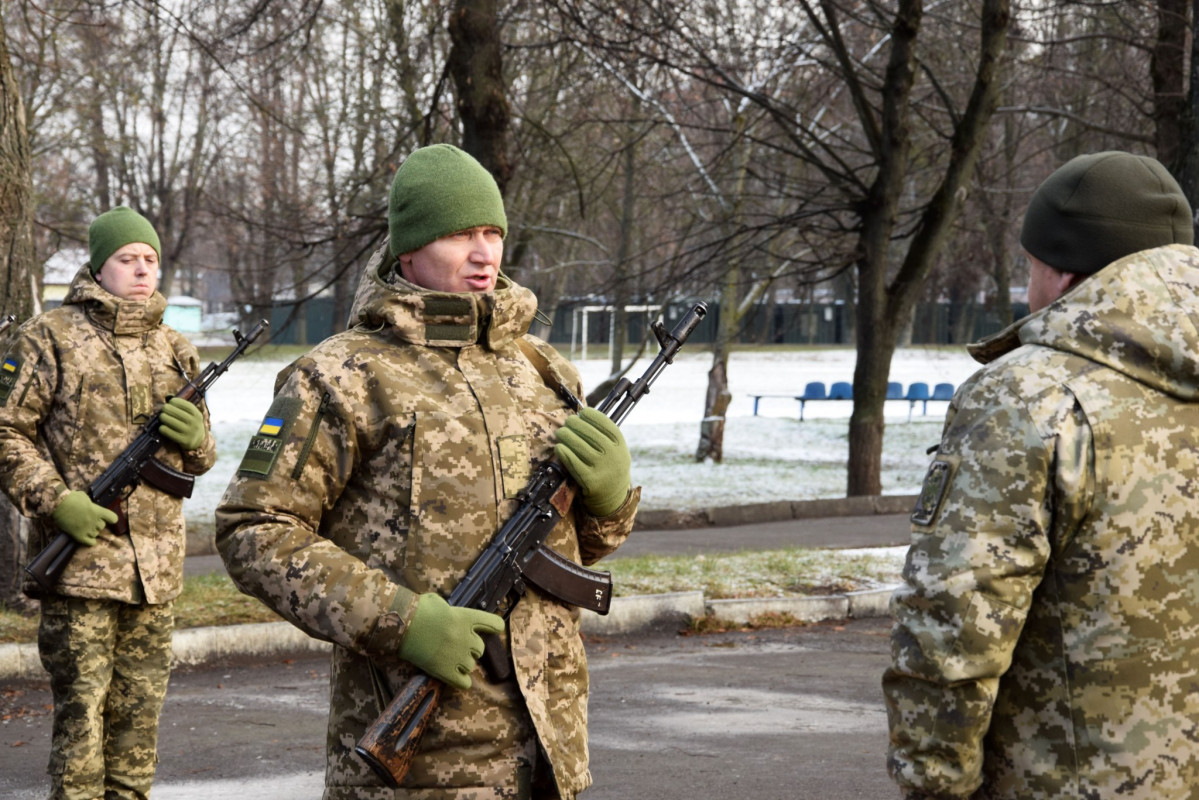 Збирав документи, щоб стати прикордонником, а «мобілізували» на вулиці: історія вчителя з Волині