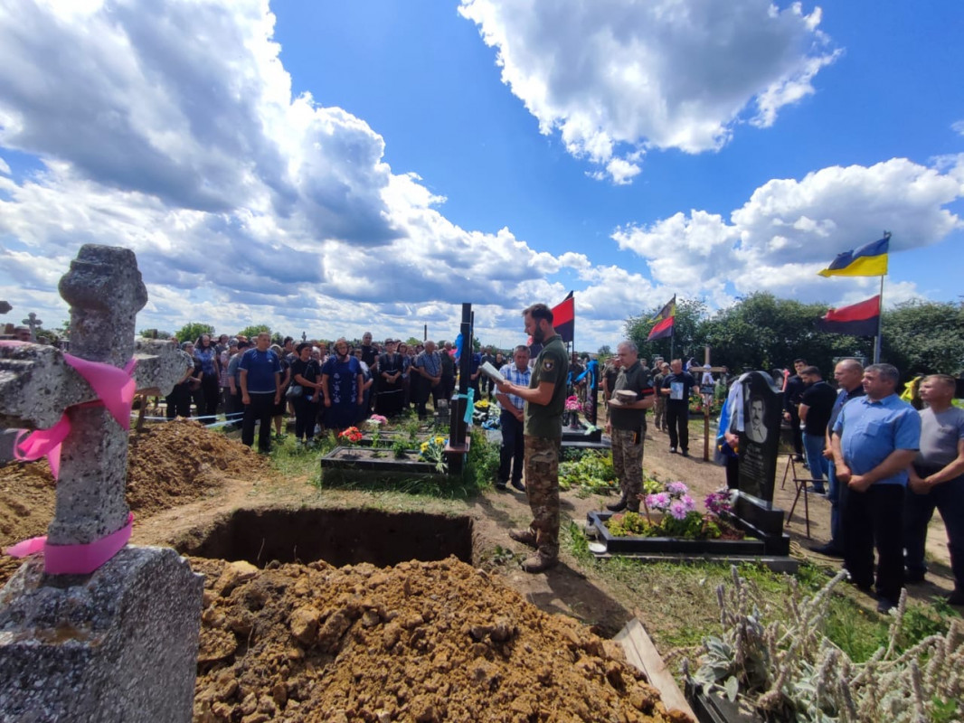 Загинув у травні минулого року: на Волині поховали Героя Руслана Приходька, який довгий час вважався зниклим безвісти