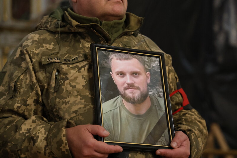 Загинув у вересні минулого року: у Луцьку попрощались з Героєм Дмитром Загурним