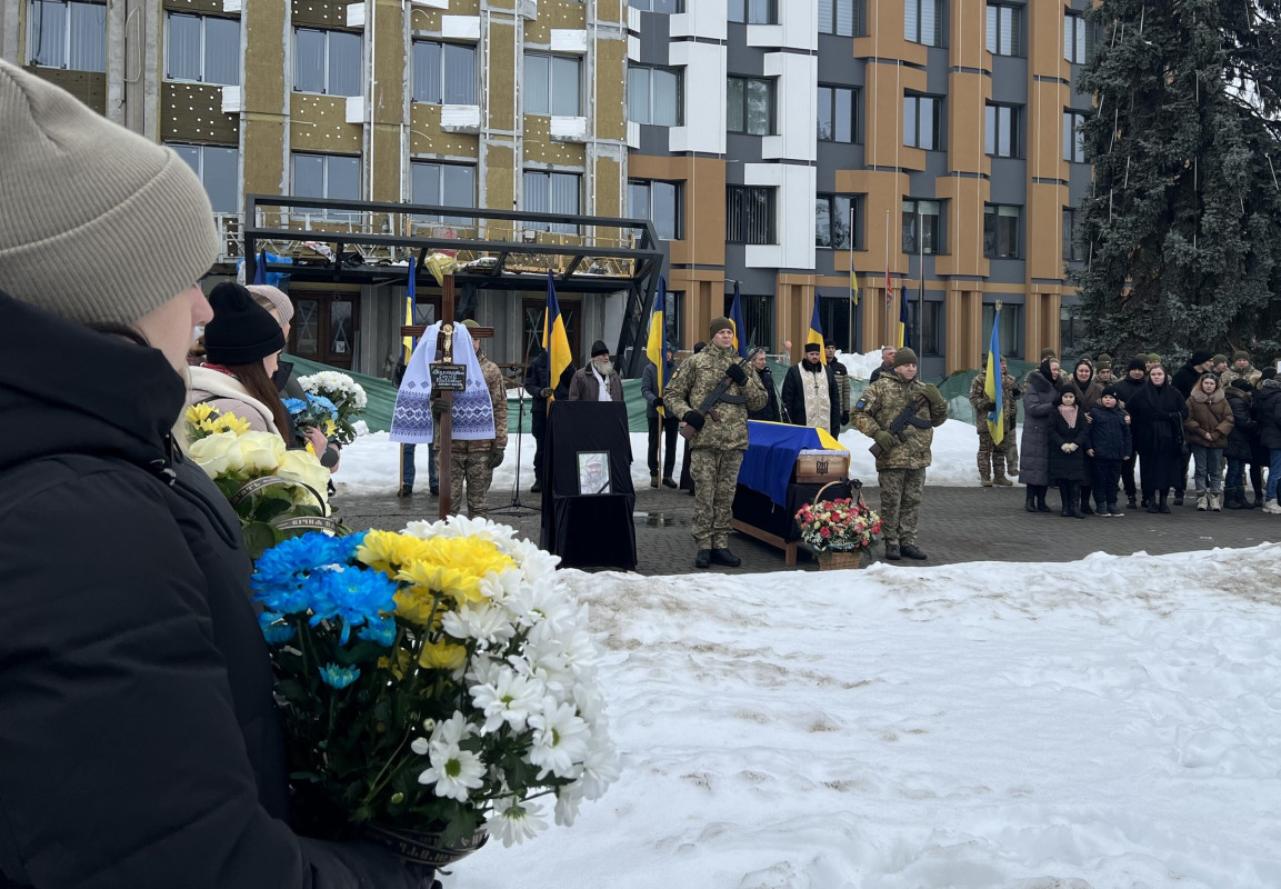 Загинув у день свого народження: на Волині попрощалися із 55-річним Героєм Сергієм Томашевичем
