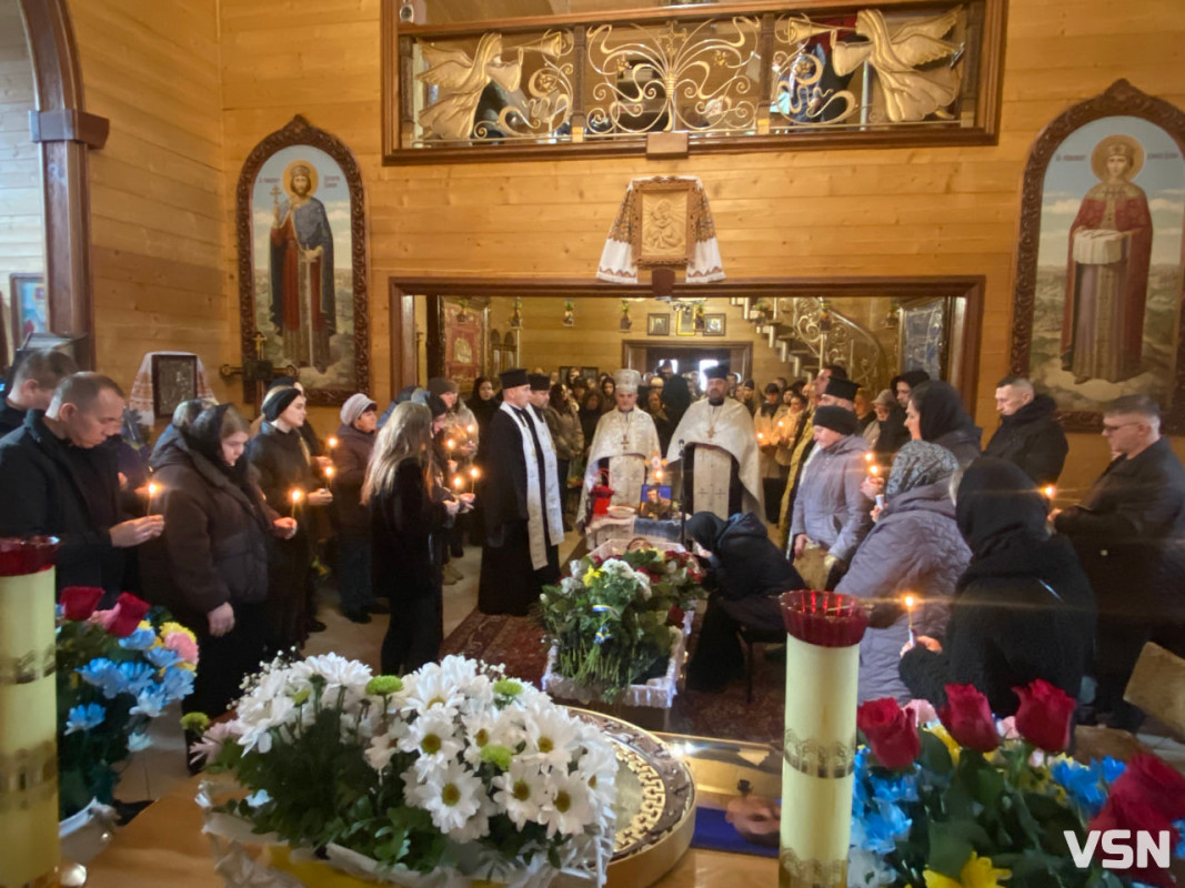 Йому було лише 29 років: Володимир із глибоким сумом прощався з Героєм - Євгенієм Піндасом