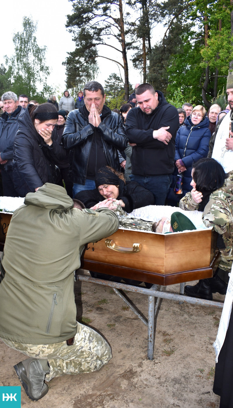 Мав святкувати весілля – натомість його провели в останню путь: на Волині попрощались з Героєм Владиславом Зуськом